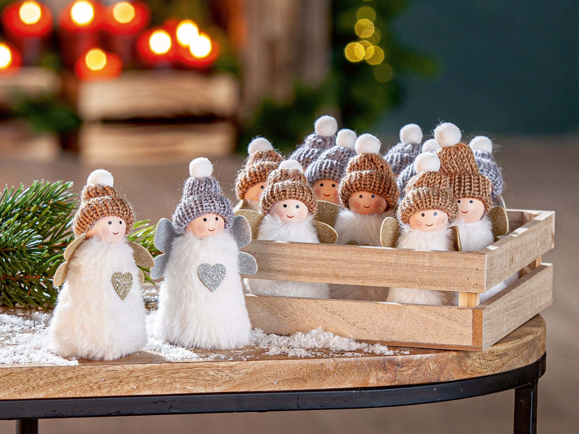 Engel, Weihnachtsschmuck, Miniaturengel, Pullovermütze, Holzkiste
