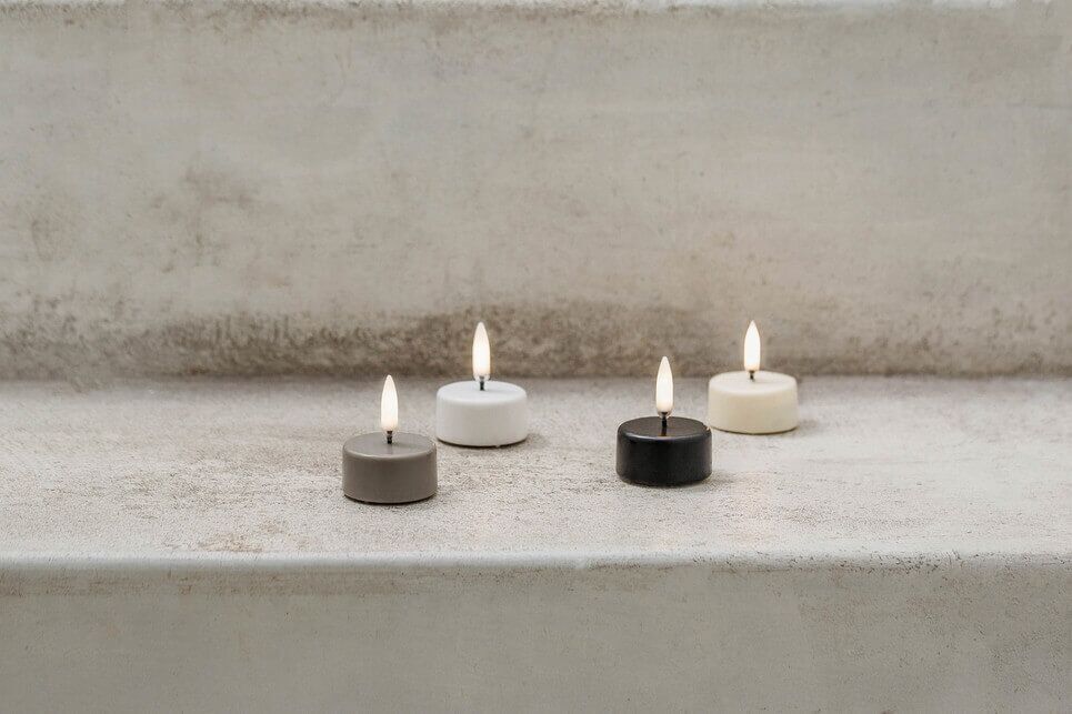 Uyuni LED Teelicht 400 nordic white Premium Kerze