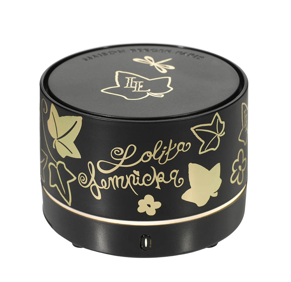 Lolita Lempicka Tragbarer Duftdiffuser Gesicht, Kopf, Person, Kosmetik