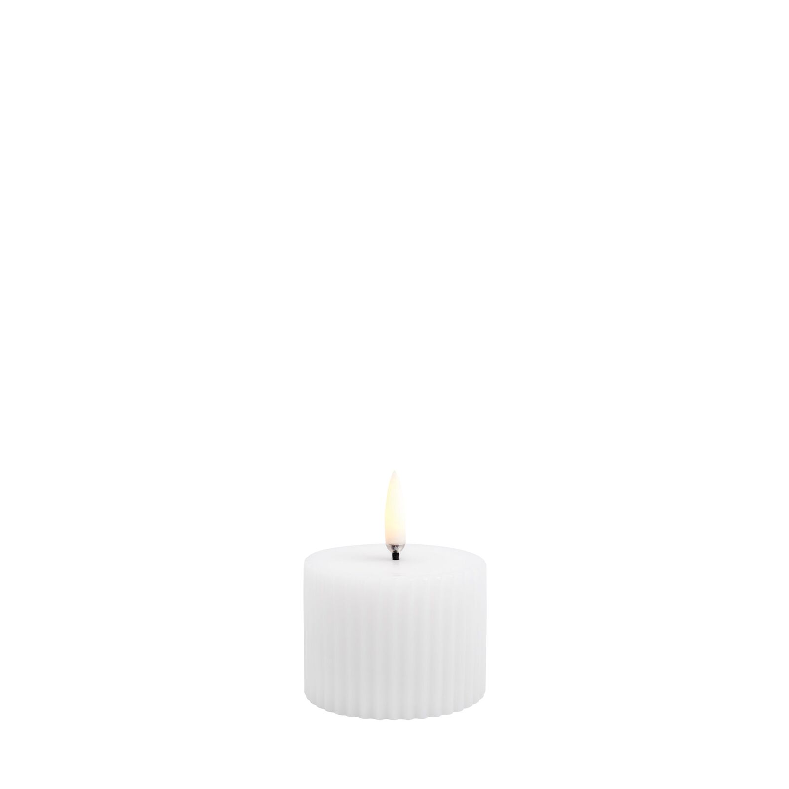 Uyuni-UL-PI-NWG0605-Grooved-Pillar-Candles-large Uyuni LED Stumpenkerze 5,8x4,5cm grooved nordic white