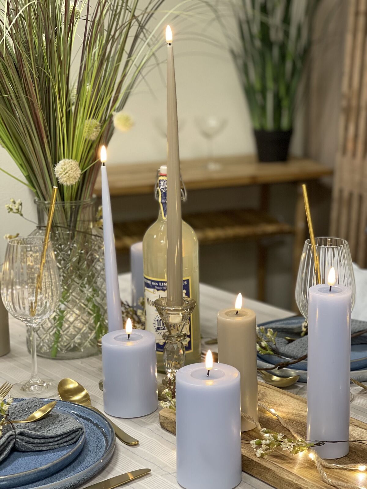 IMG_7532 Stumpenkerze LED dust blue 10 x 15cm