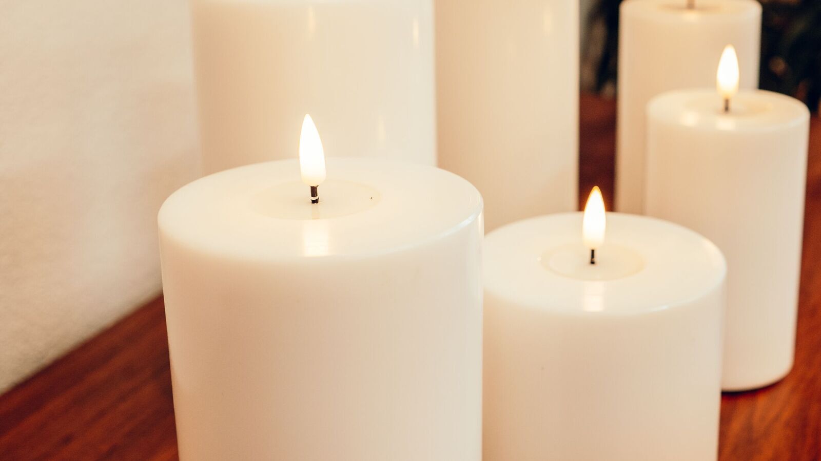 RMP00987 Stumpenkerze LED creme 10 x 15cm