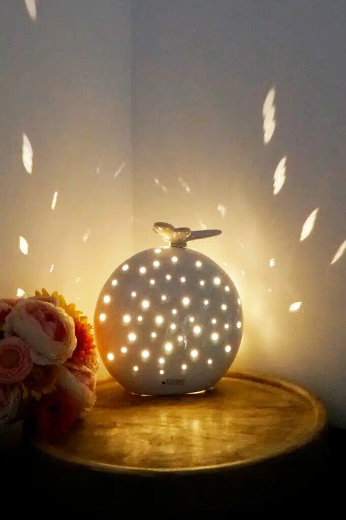 mendini-libelly-licht Lichtkugel Mendini mit Libelly 13,5cm LED cremeweiß