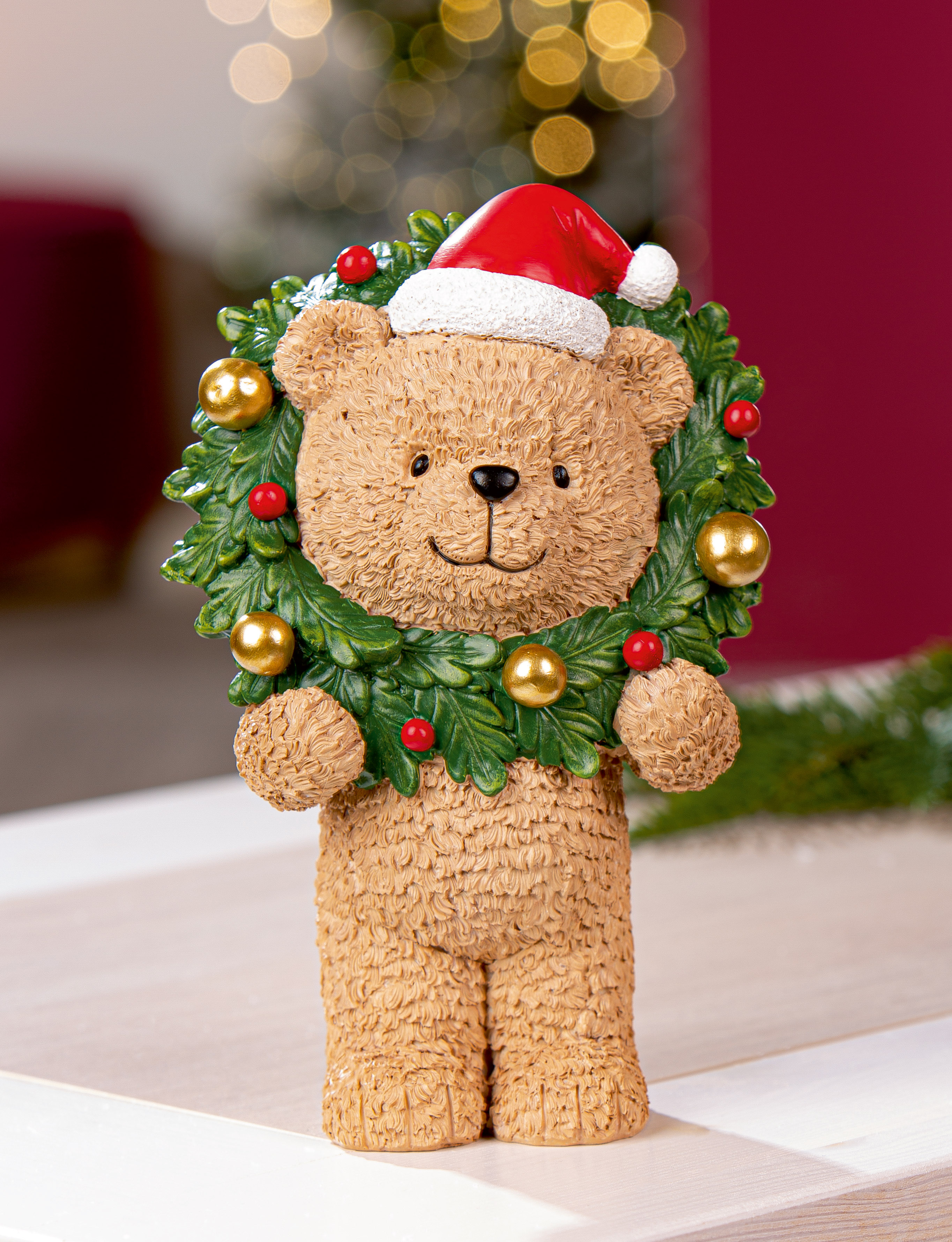 Deko Figur Yulebär Kranzmotiv 20cm teddy bear, Santa hat, wreath, holiday ornament, gold balls
