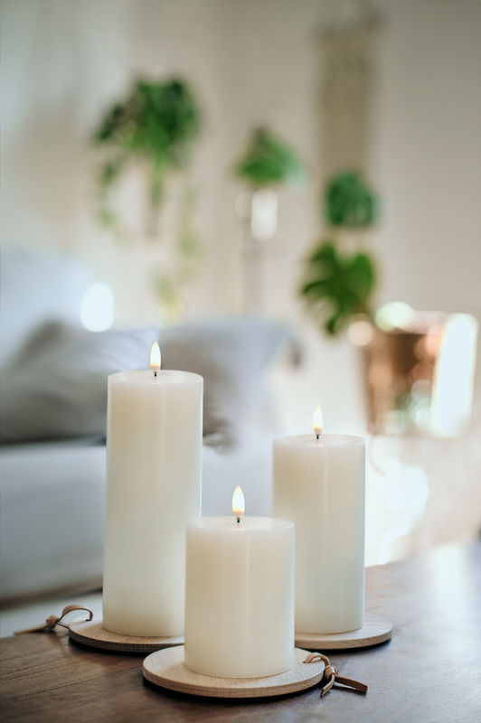 Uyuni-Light-Pillar-Candles-Ivory-small Uyuni LED Stumpenkerze 7,8x20cm ivory