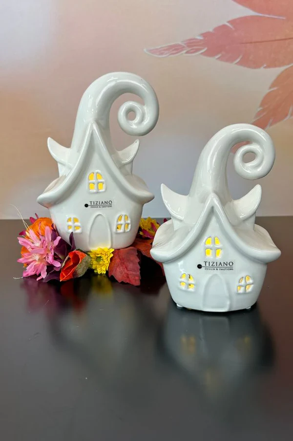 Lichthaus Avalon flach 15cm LED cremeweiß Keramikhaus, Dekorative Laterne, Weiße Figur, Kleine Fensterleuchten, Gekröpfter Kamin