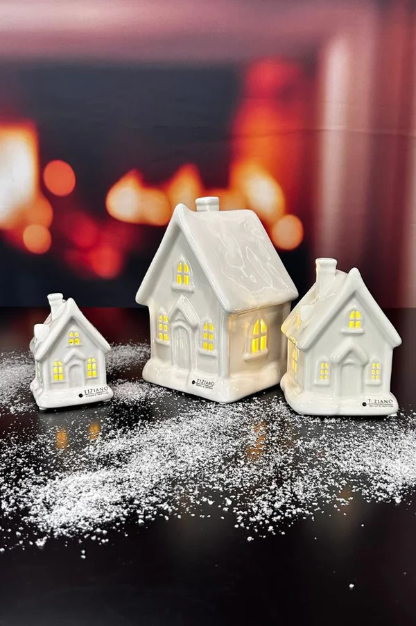 Lichthaus Cascata mit Schnee 10cm LED cremeweiß Lichthaus Cascata mit Schnee 10cm LED cremeweiß