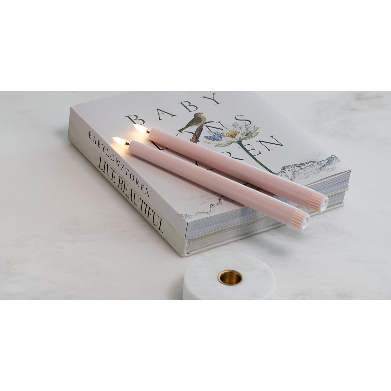 buch, deko, kerzen, rosa kerzen, buchstapel