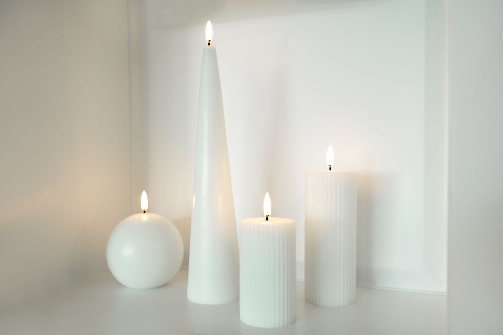 All-Figure-Candles-with-White-Background-medium Uyuni LED Cone Candle 21,5 cm nordic white