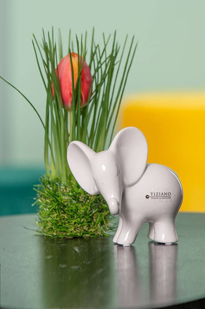 Elefant Leon schauend 8cm