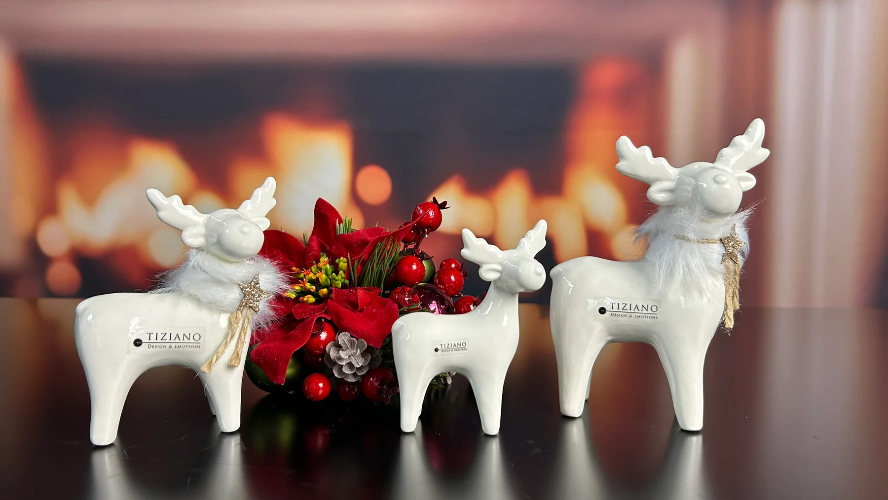 Deko Rentier Lars stehend 10cm cremeweiß Deko Rentier Lars stehend 10cm cremeweiß