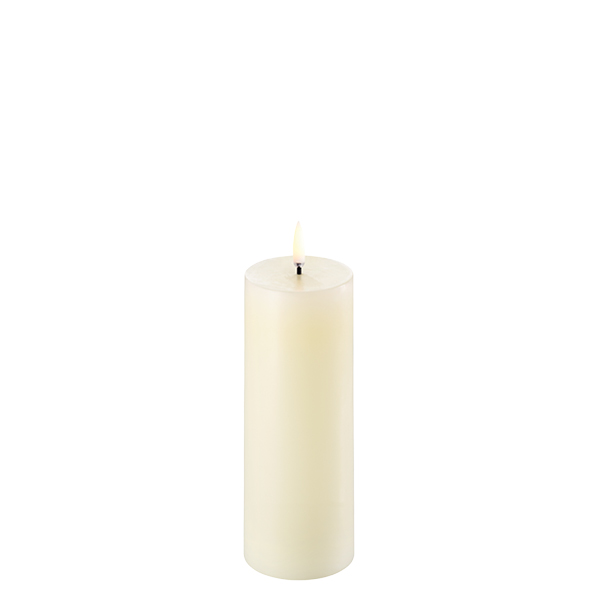 UL-PI-IV06015 Uyuni LED Stumpenkerze 5,8 x 15cm ivory