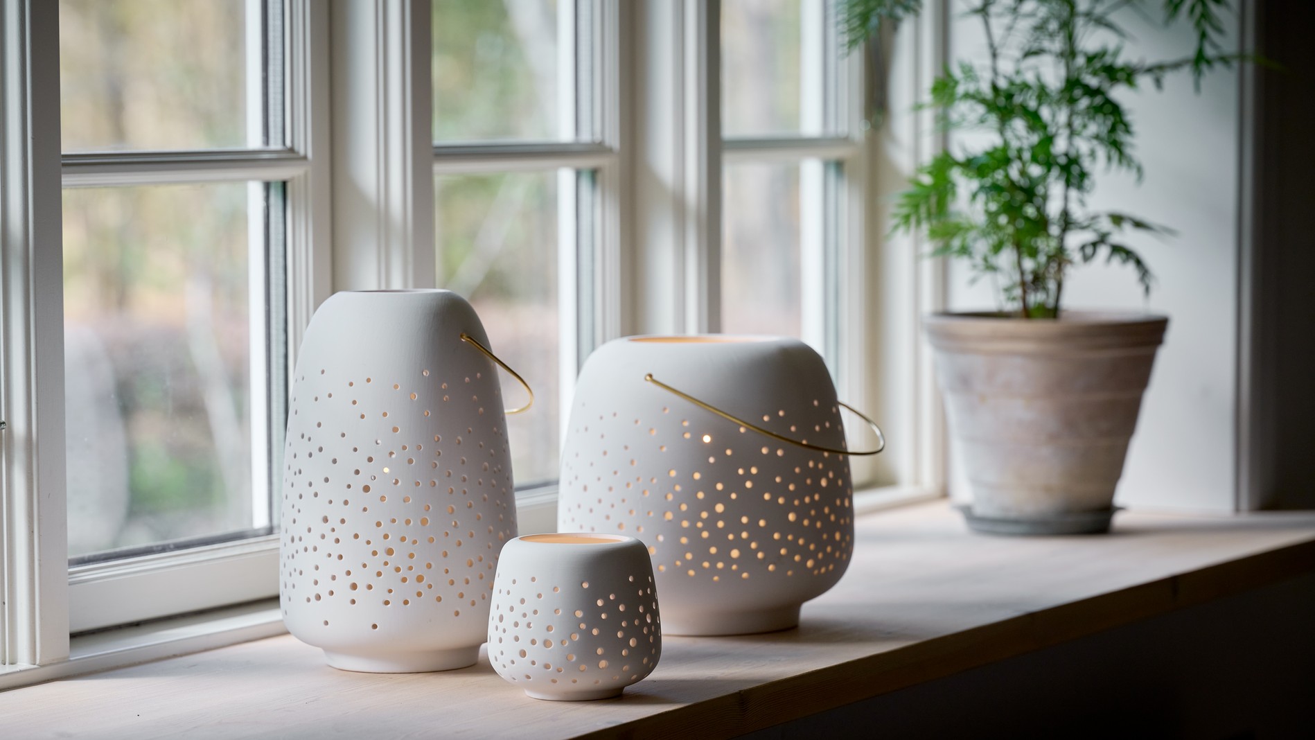 Uyuni Ceramic Lantern 15x24cm weiß