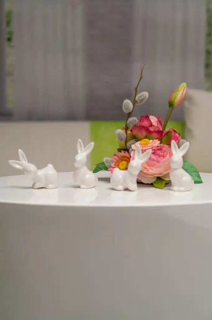 sally-osterhase-kollektion Hase Sally Pfoten unten cremeweiß 7cm