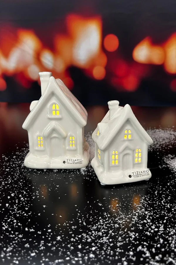 Lichthaus Cascata mit Schnee 19cm LED cremeweiß Lichthaus Cascata mit Schnee 19cm LED cremeweiß