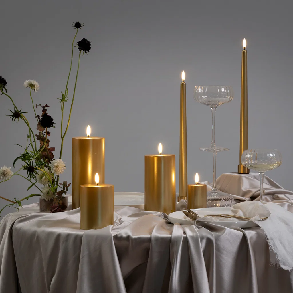 Piffany LED Stumpenkerze Gold Finish glatt 7,8x10cm goldene kerzen, kerzenhalter, tischdeko, weinglas, trinkglas