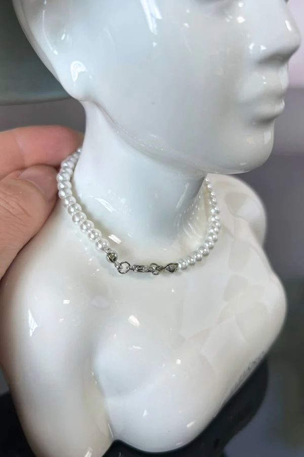 Büste Lady Ella mit Hut 30cm cremeweiß