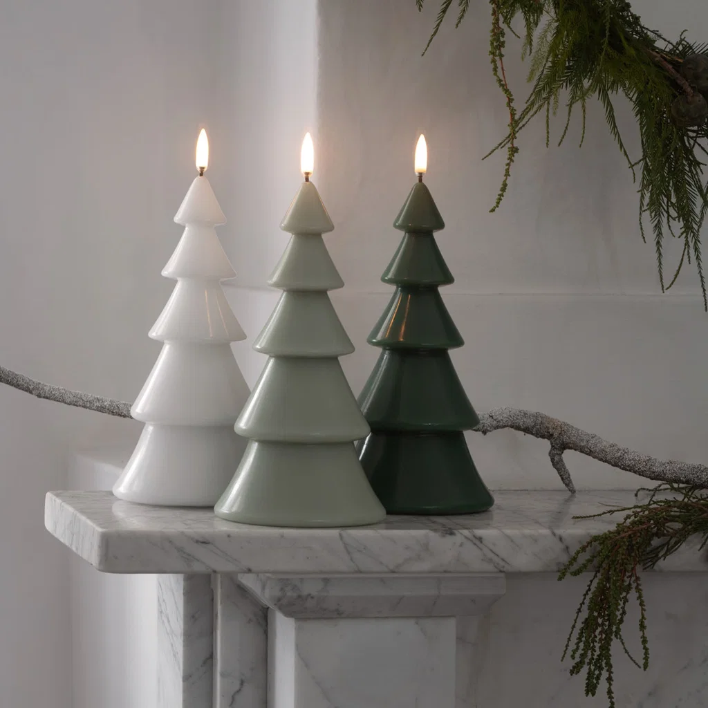 Kerzen, Weihnachtsdeko, Weihnachtskerzen, Tannenbaum-Design, Grüntöne