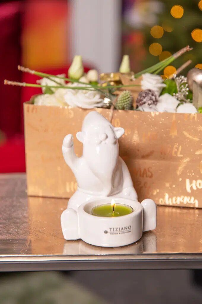 joelo-sitzend-teelicht Teelichthalter Santa Joelo sitzend 11cm cremeweiß