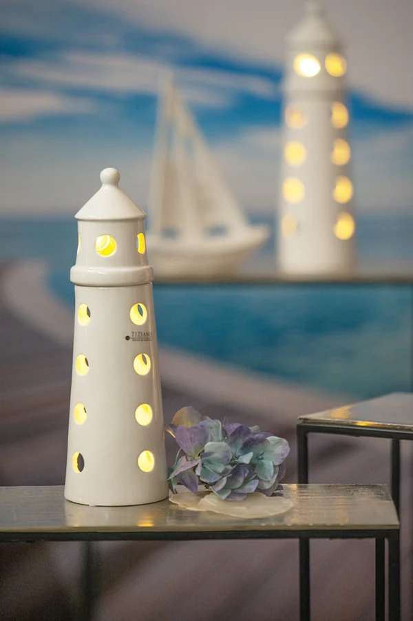 Leuchtturm Farol LED cremeweiß 34cm Leuchtturm Farol LED cremeweiß 34cm